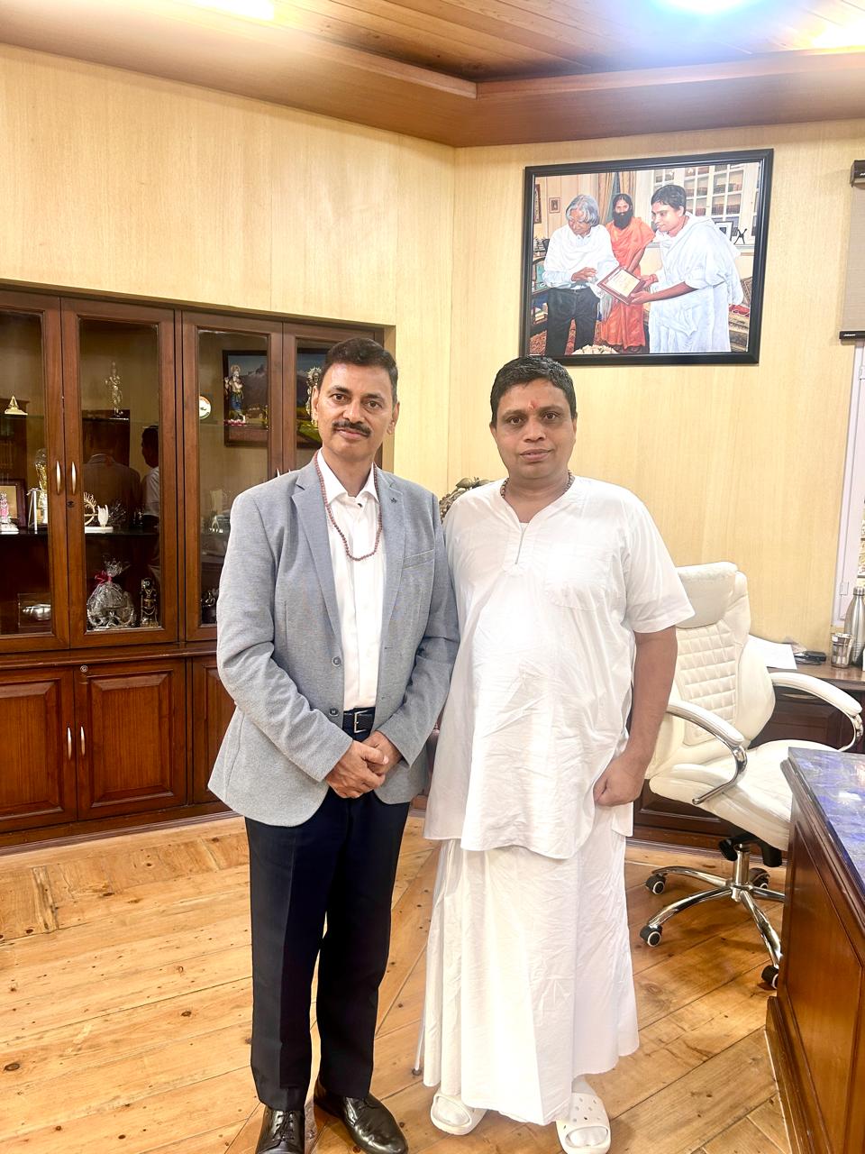 With Balkrishna (Co-Founder & MD of Patanjali Ayurved)